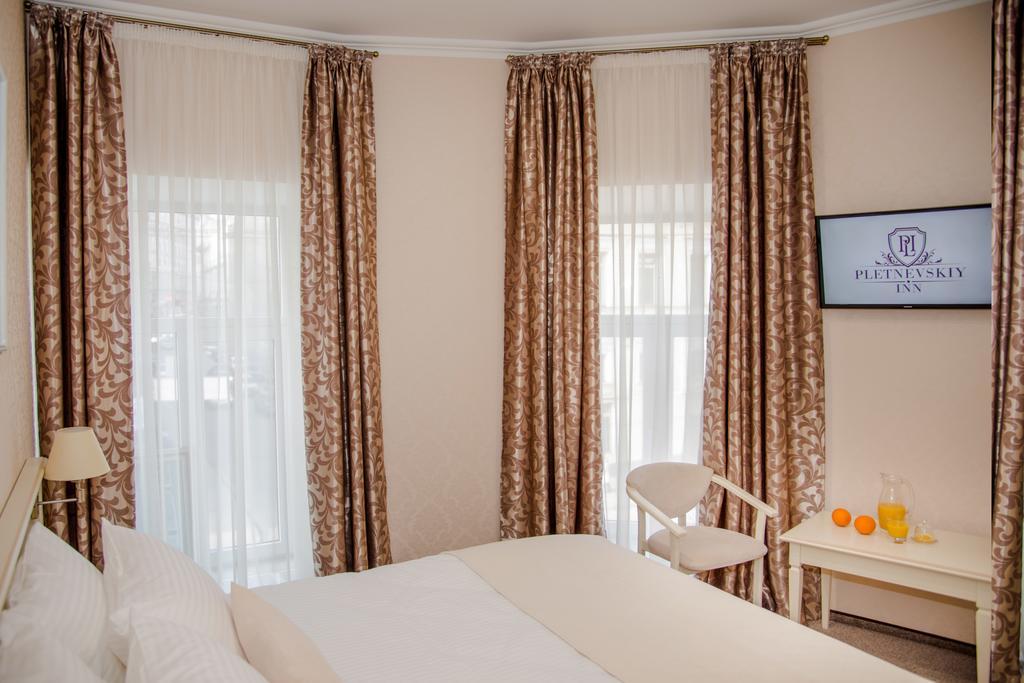 Pletnevskiy Inn Харьков Экстерьер фото