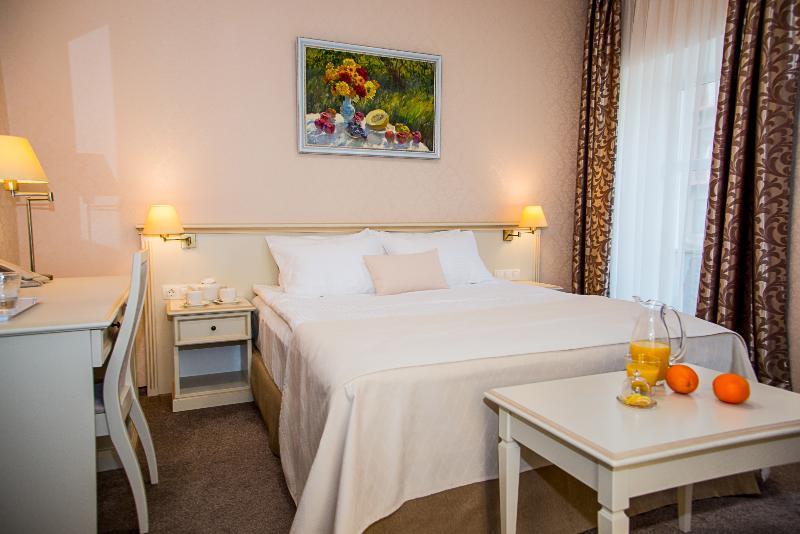 Pletnevskiy Inn Харьков Экстерьер фото