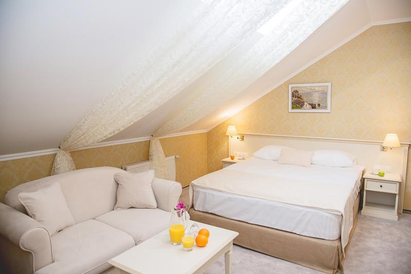 Pletnevskiy Inn Харьков Экстерьер фото