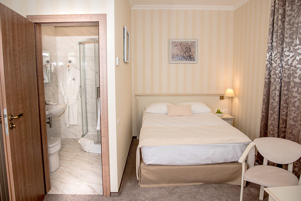 Pletnevskiy Inn Харьков Экстерьер фото