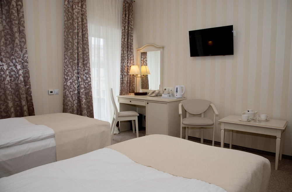 Pletnevskiy Inn Харьков Экстерьер фото